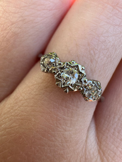 Vintage 18ct white gold and platinum three stone 0.16ct TCW old mine cut and old European cut diamond ring