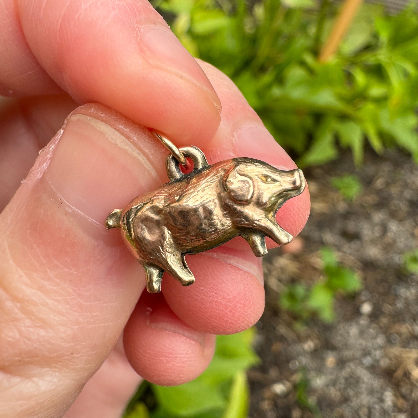 Antique 9ct yellow gold big pig charm