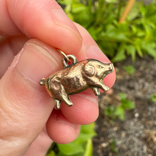 Antique 9ct yellow gold big pig charm