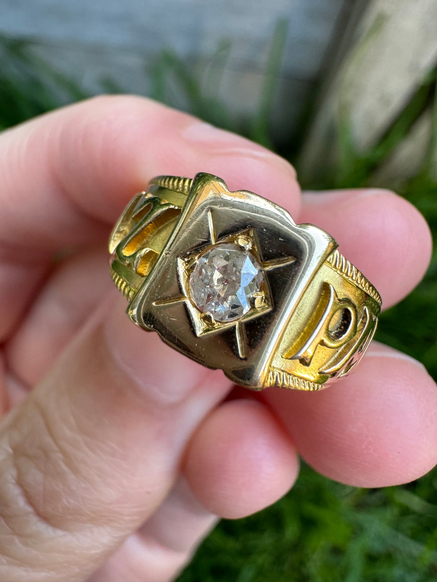 Antique 18ct yellow gold 0.2ct old mine cut diamond MIZPAH ring