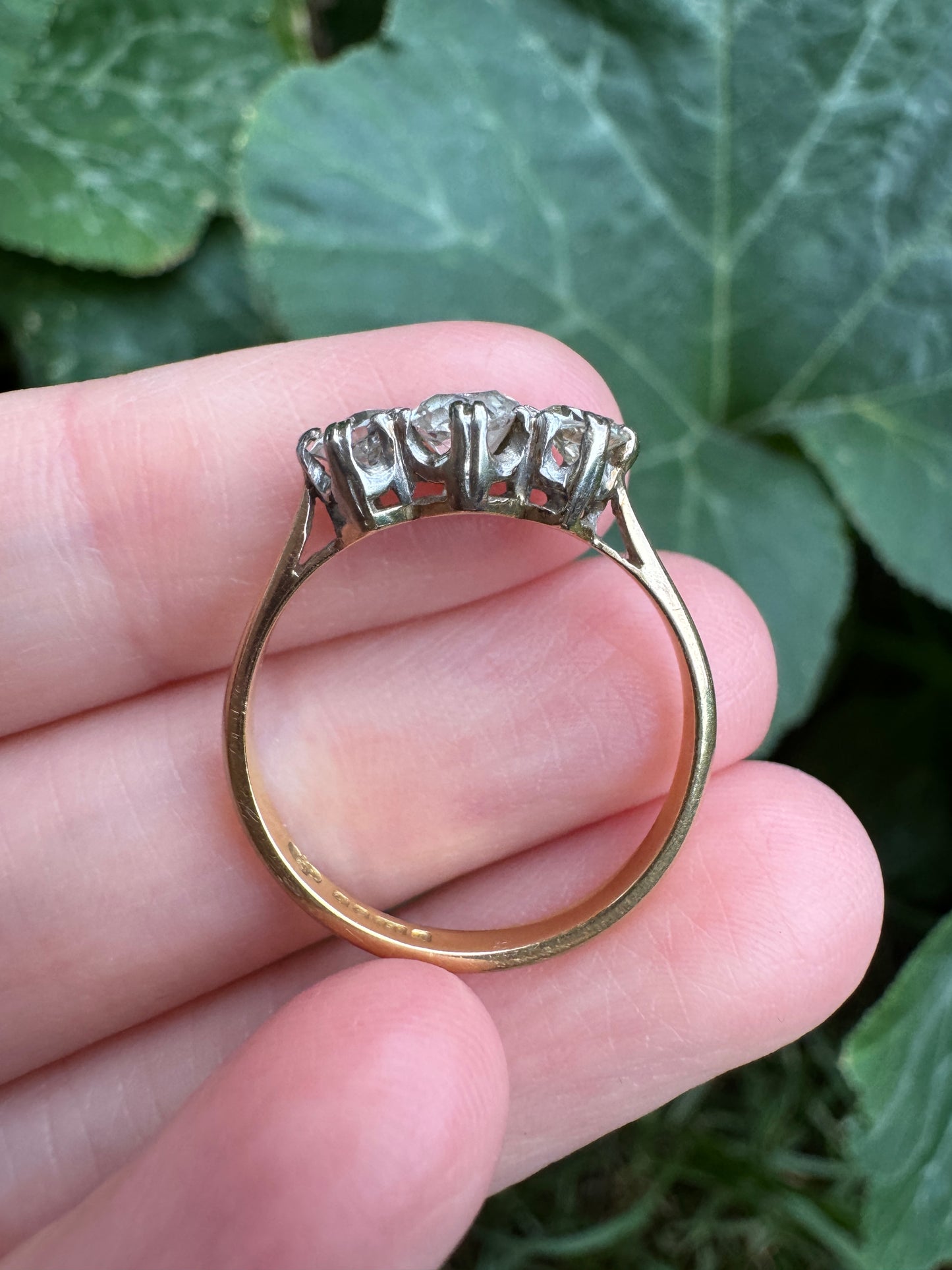 Vintage English 18ct yellow gold three stone 0.86ct TCW old mine cut diamond ring