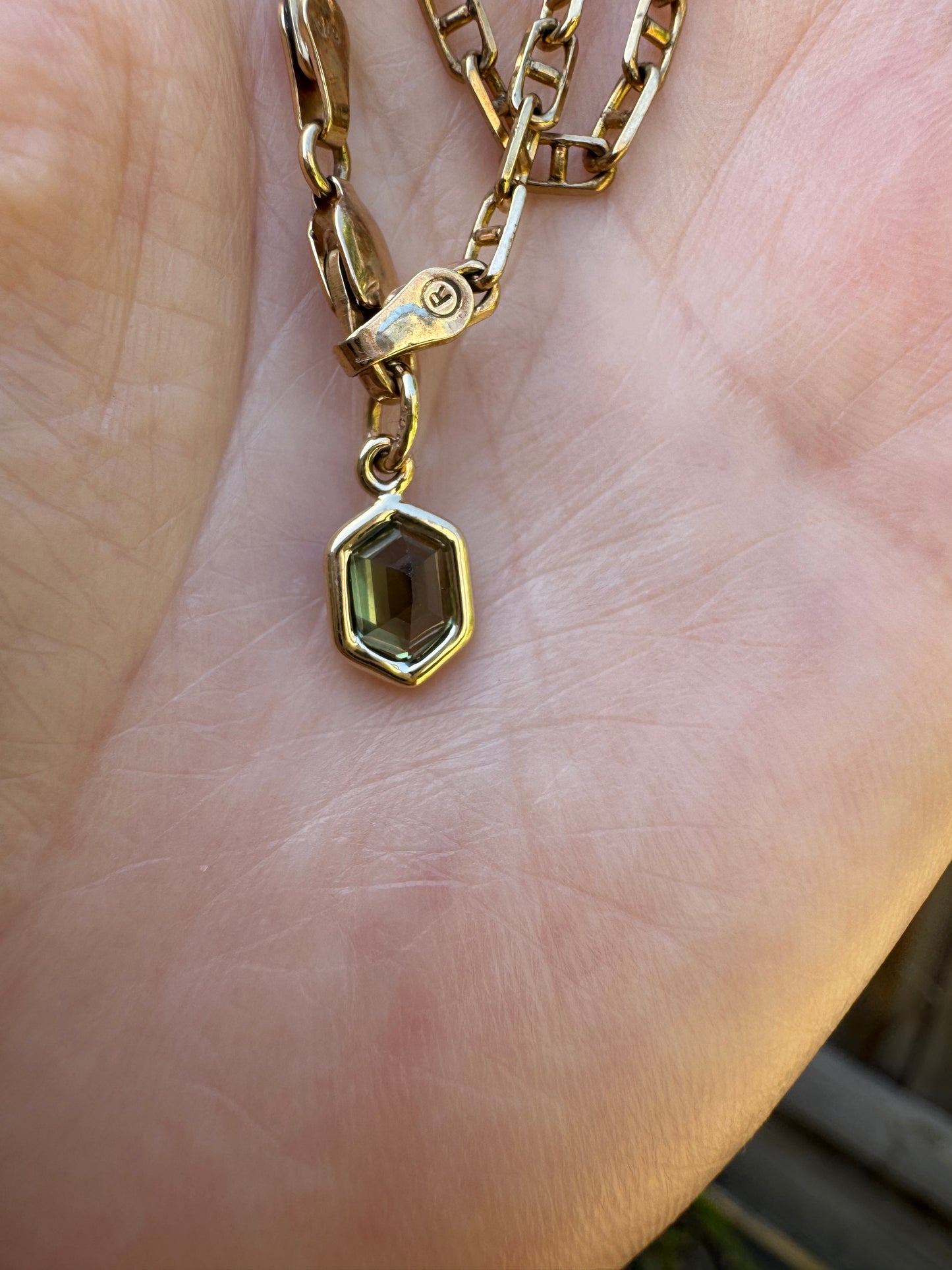 Custom handmade 9ct yellow gold 0.88ct hexagonal Australian parti sapphire bezel set pendant