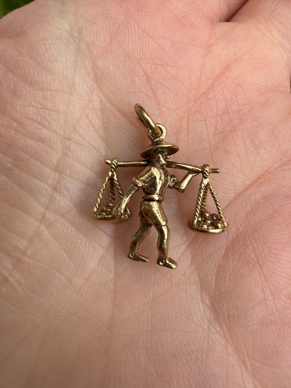 Vintage 9ct yellow gold farmer charm