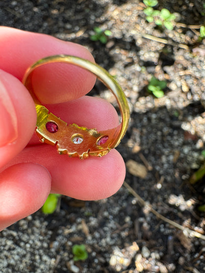 Vintage 18ct yellow gold 0.12ct old mine cut diamond and 0.25ct TCW natural pink sapphire starset gypsy ring