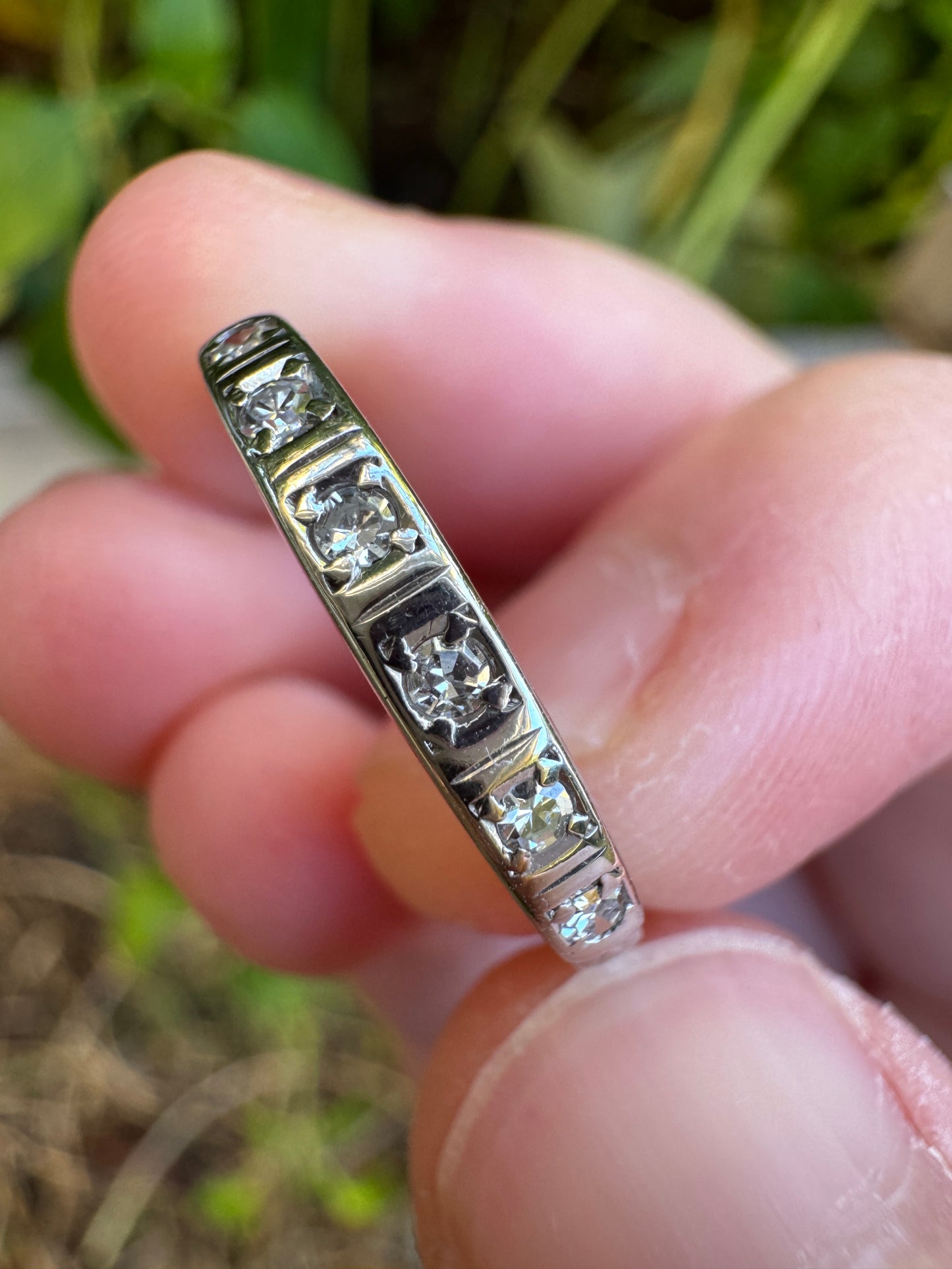 Antique Australian 18ct white gold six stone single cut diamond half eternity ring