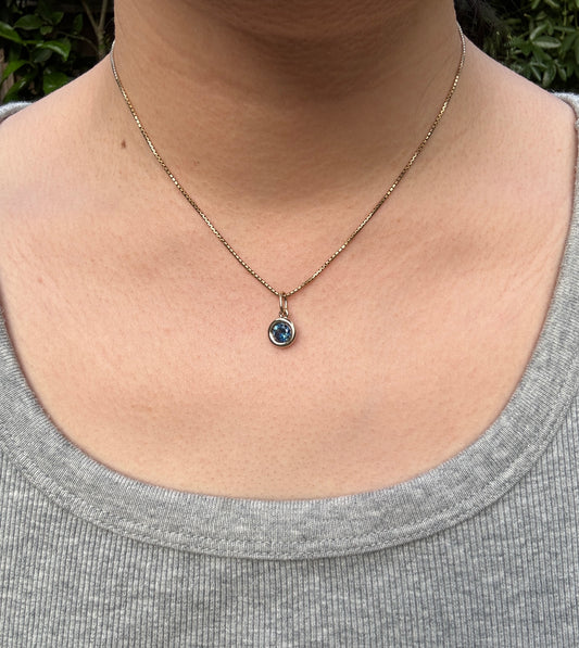 Custom handmade recycled 9ct yellow gold 0.95ct natural Australian parti sapphire bezel set pendant