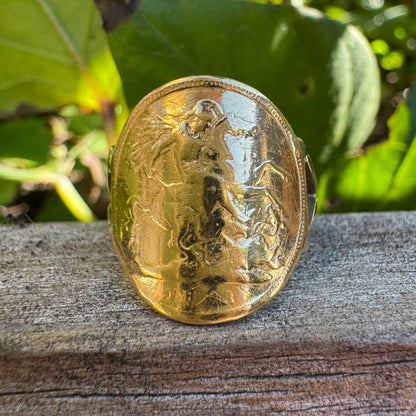 Antique gold half sovereign ring