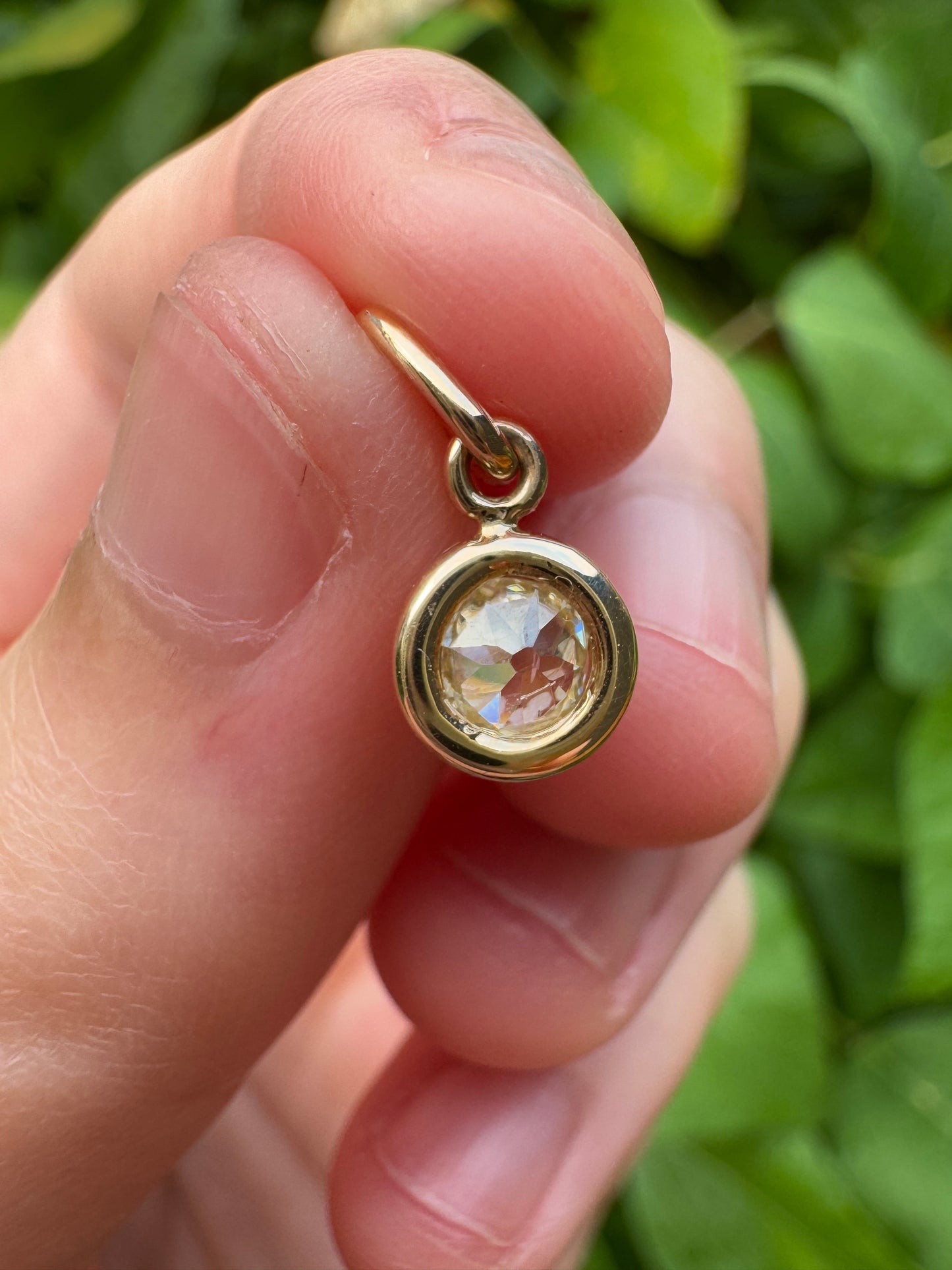 Custom 9ct yellow gold 0.34ct old mine cut diamond bezel set pendant (SI1, H)