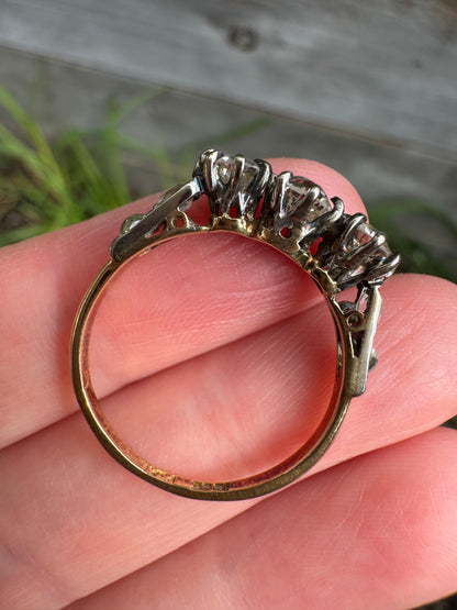 Antique 18ct gold old mine cut diamond trilogy ring