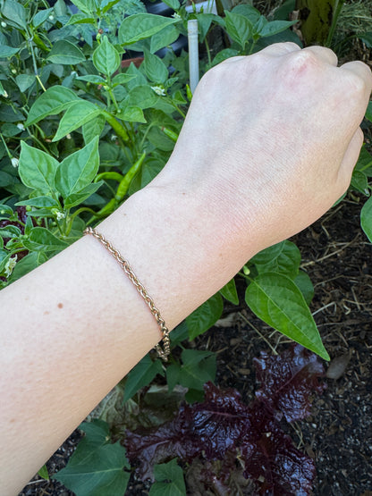 Antique 9ct rosy yellow gold cable link bracelet, 18cm / 7.1 inches long