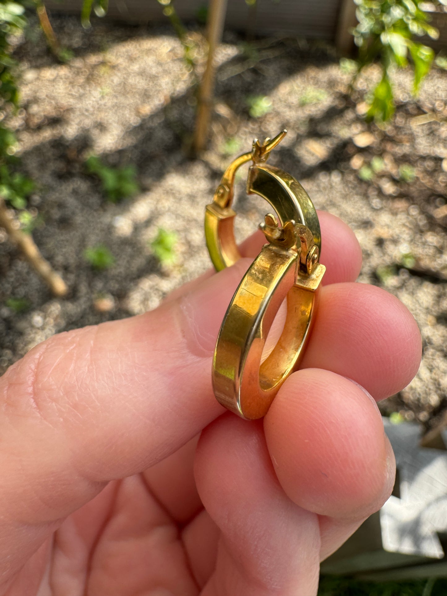 Vintage Italian 9ct yellow gold hoop earrings