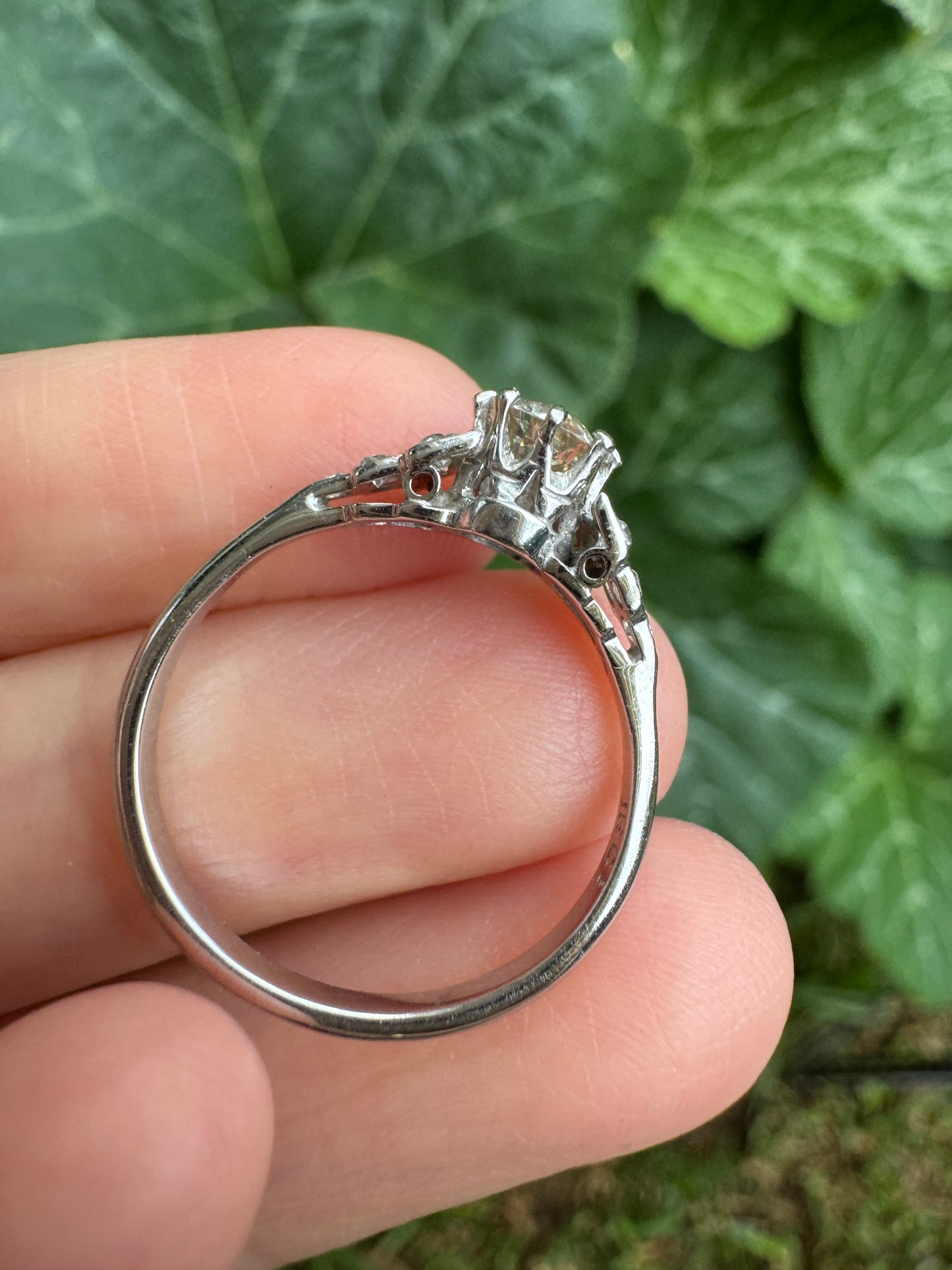 Antique 18ct white gold 0.44ct old mine cut diamond and 0.18ct TCW old single cut diamond ring