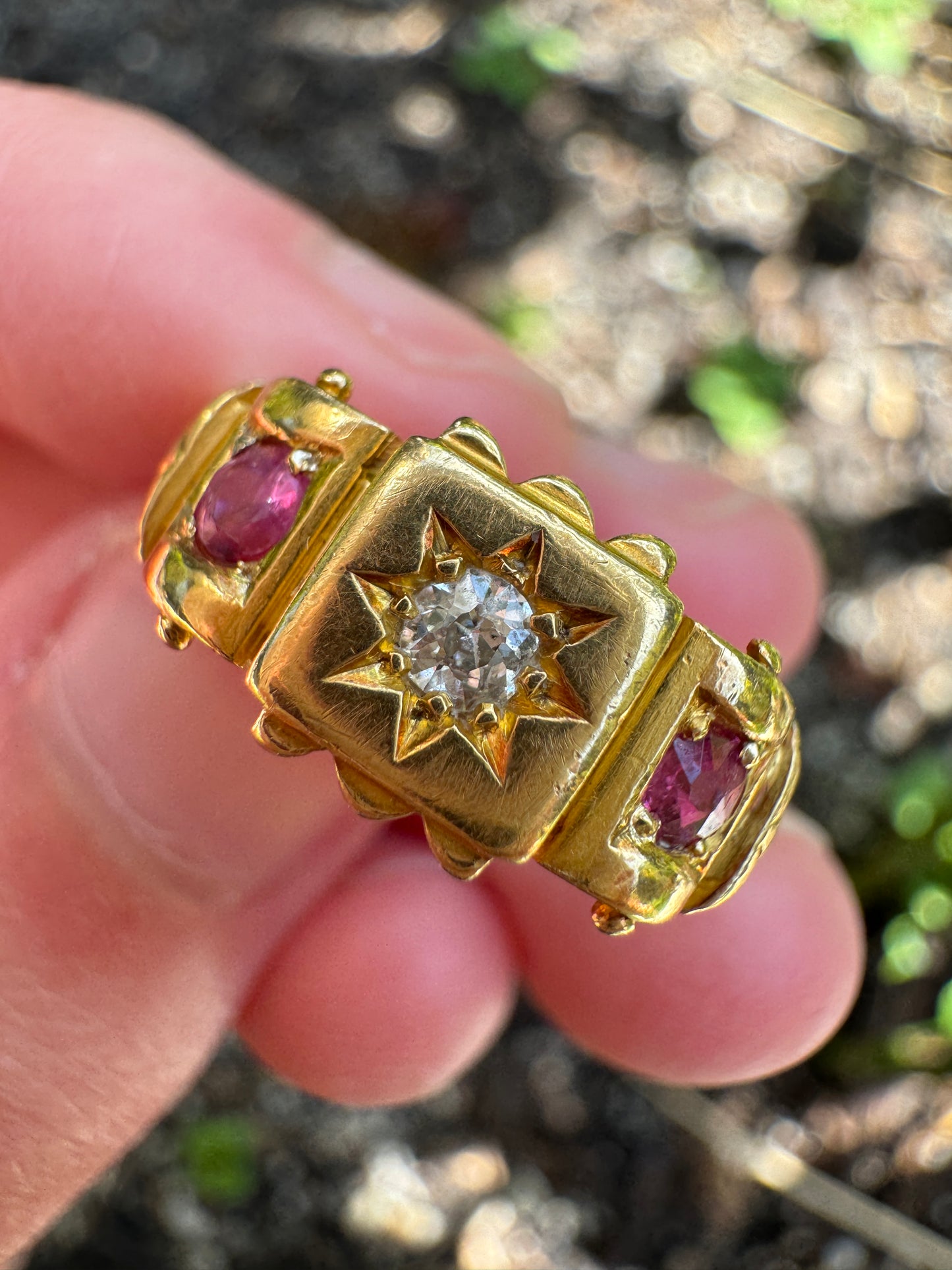 Vintage 18ct yellow gold 0.12ct old mine cut diamond and 0.25ct TCW natural pink sapphire starset gypsy ring