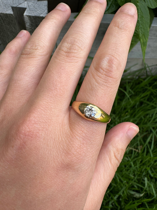 Vintage 18ct yellow gold 0.5ct old mine cut diamond gypsy ring