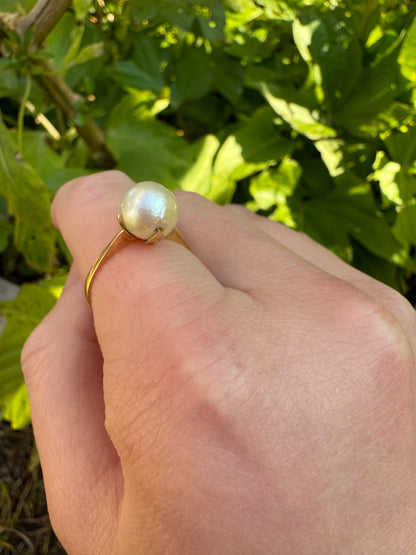 Vintage French 18ct yellow gold pearl ring