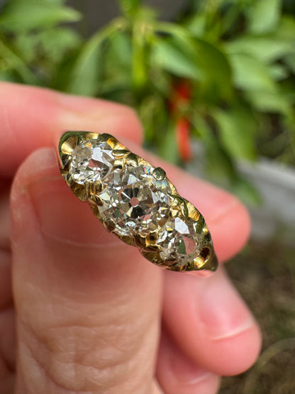 Antique 18ct yellow gold three stone 0.7ct TCW old mine cut diamond ring