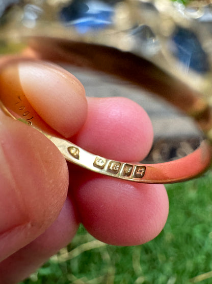 Vintage 18ct yellow gold natural sapphire and old cut diamond ring