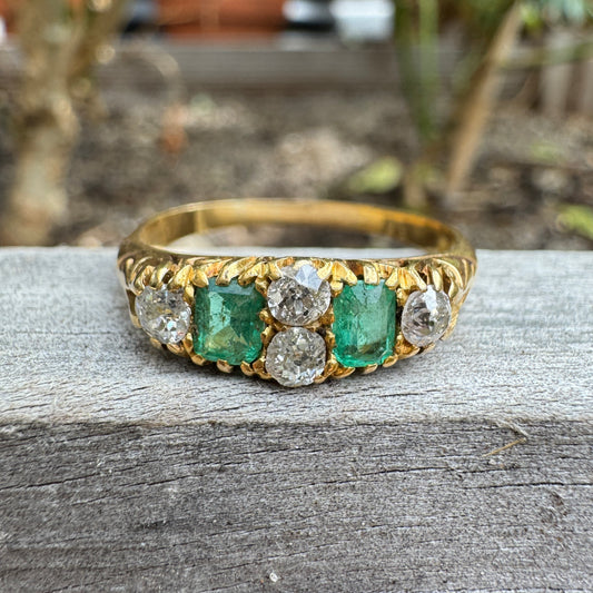Antique Australian 18ct yellow gold 0.35ct TCW natural emerald and 0.4ct TCW old mine cut diamond ring
