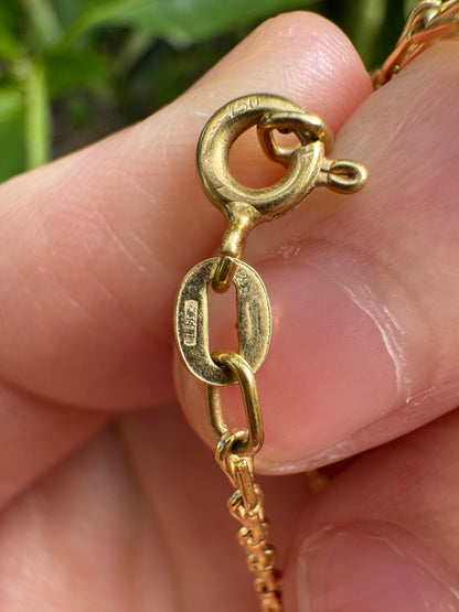 Vintage Italian 18ct yellow gold hayseed/barleycorn link chain, 49cm / 19.29 inches long