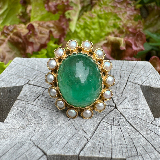 Vintage French 18ct yellow gold sugarloaf emerald cabochon and pearl ring