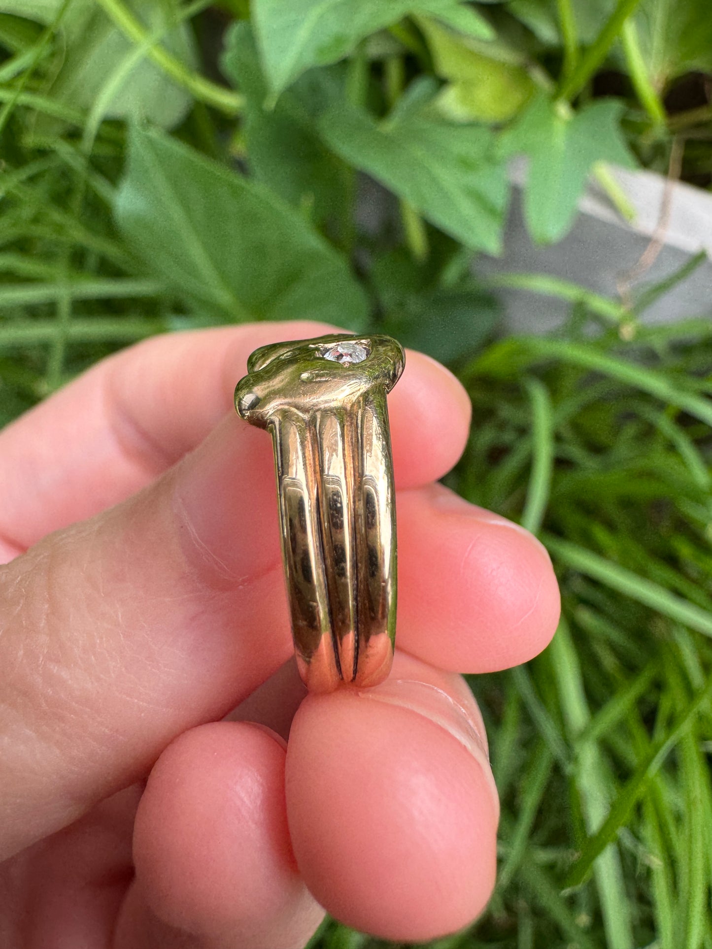 Antique Victorian 9ct yellow gold sapphire and diamond snake ring