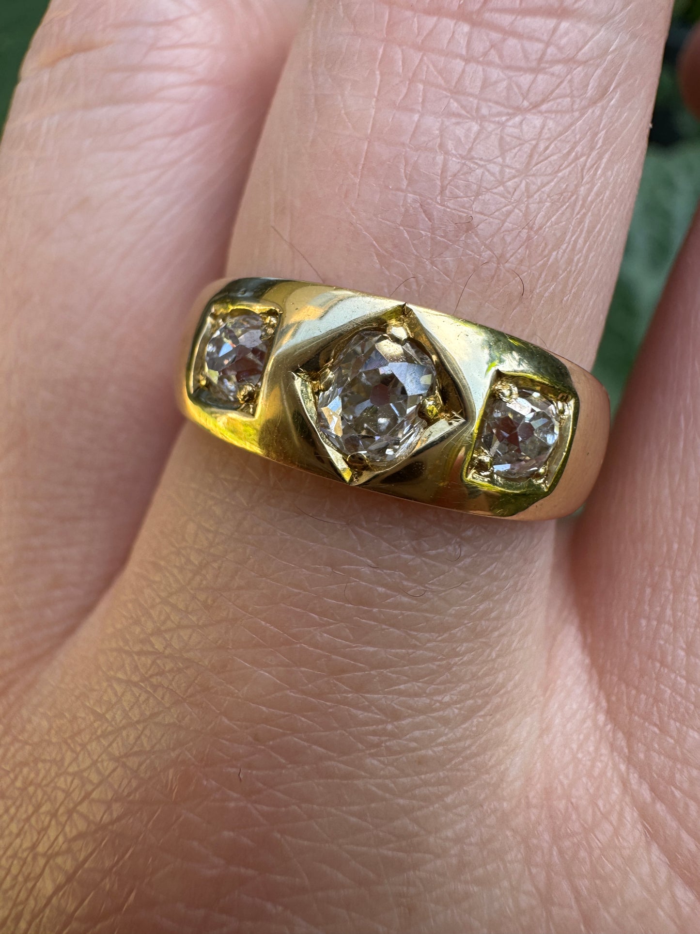 Antique 18ct yellow gold three stone 0.68ct TCW old mine cut diamond gypsy ring