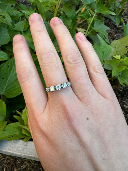 Vintage 18ct white gold 0.9ct TCW five stone old European cut diamond ring