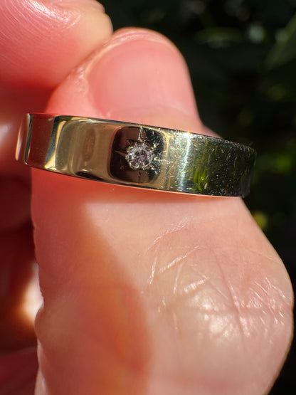 Antique 9ct yellow gold single cut diamond starset gypsy ring