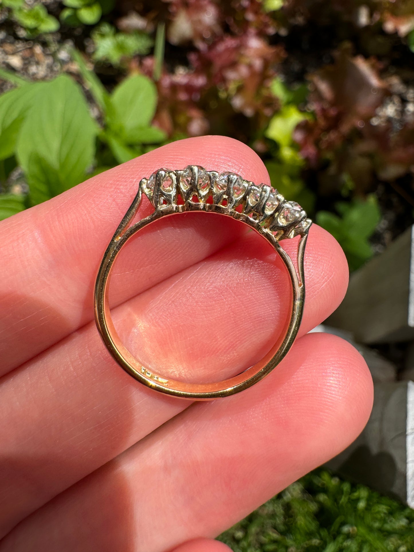 Vintage 18ct yellow gold five stone 0.6ct TCW old mine cut diamond ring