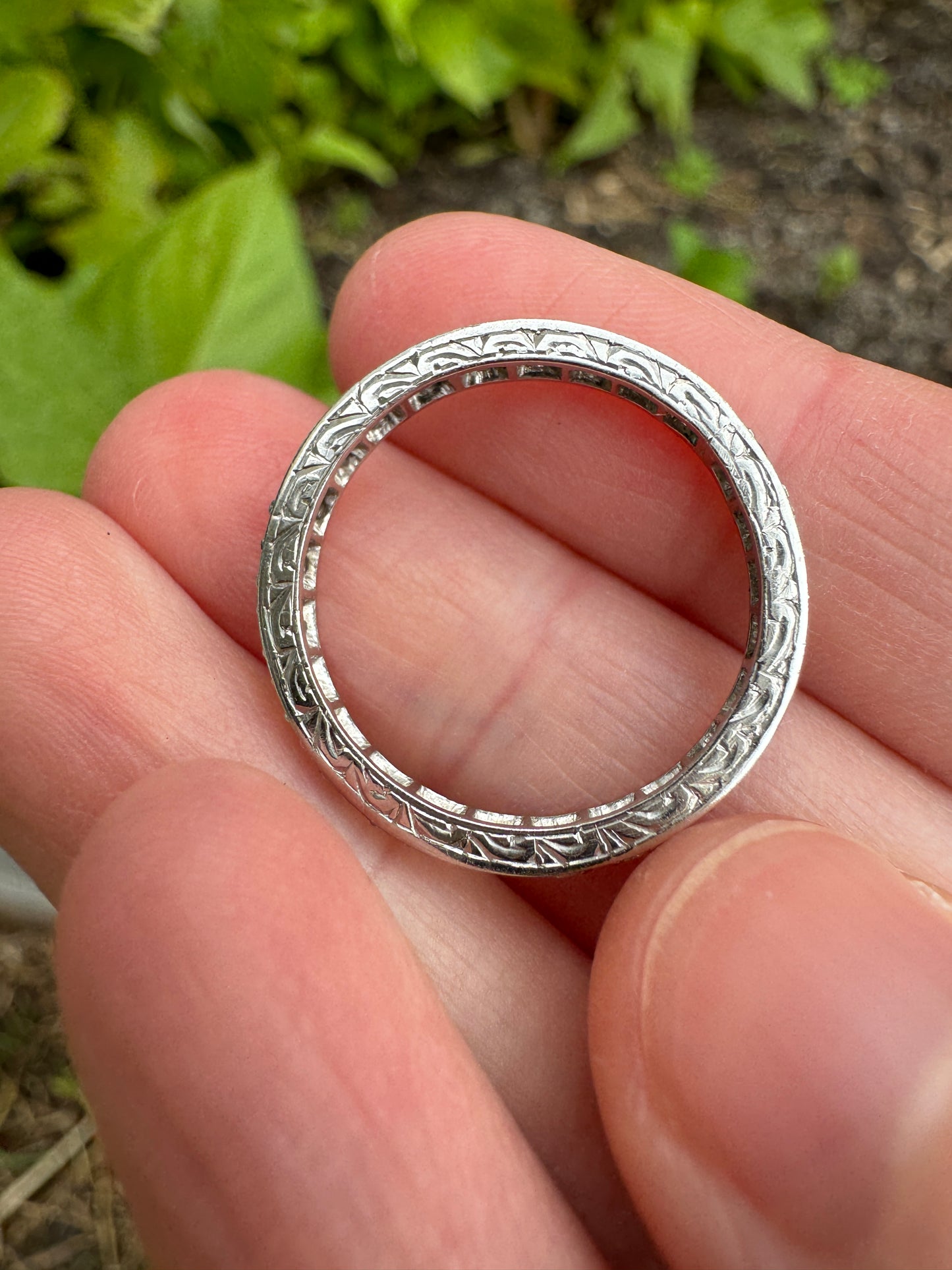 Vintage platinum 0.75ct TCW single cut diamond eternity ring