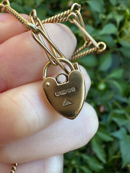 Vintage 9ct yellow gold fetter and twist link chain with heart padlock closure, 45.5cm / 17.91 inches long