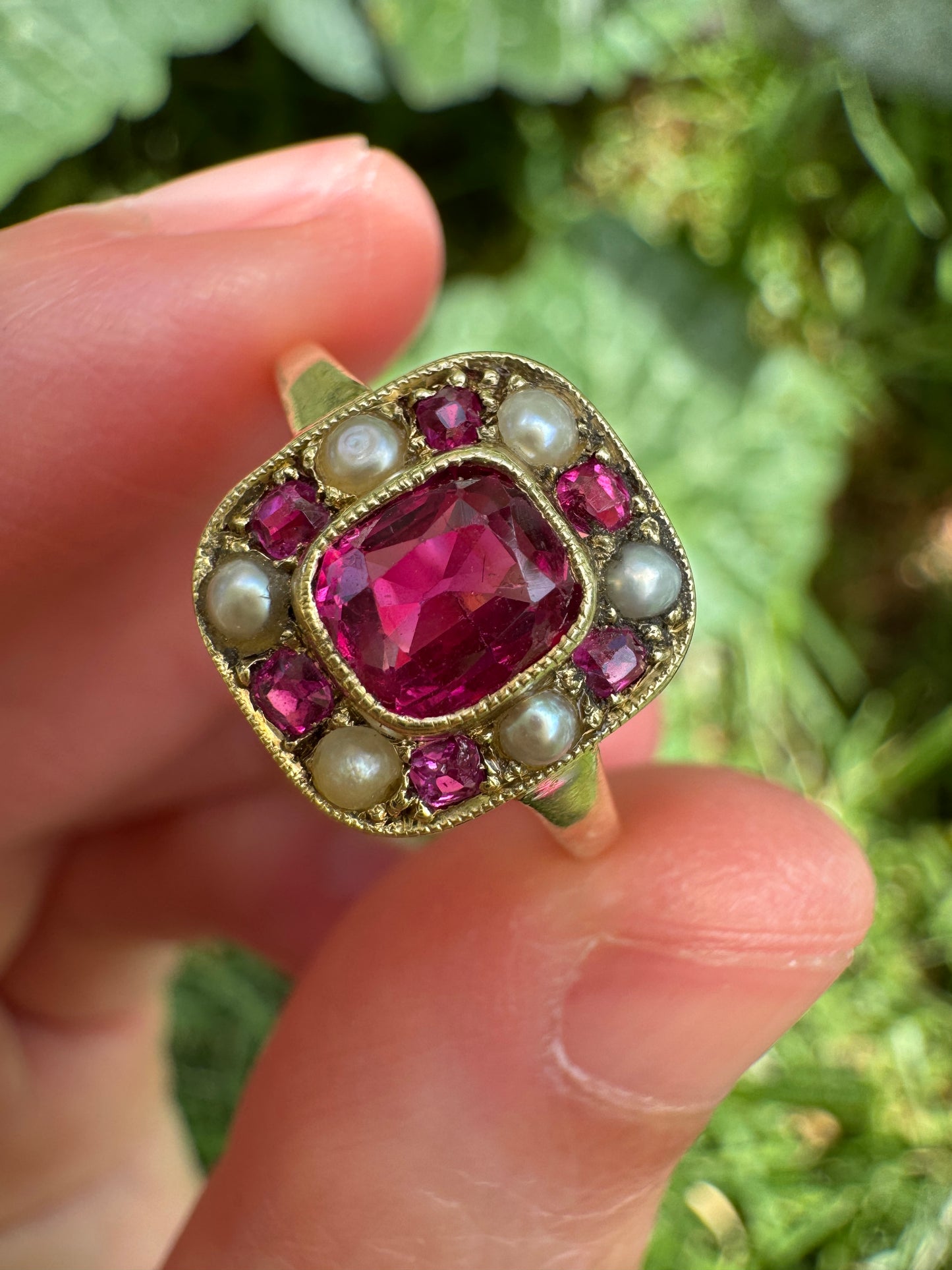 Vintage 14ct yellow gold 1ct TCW natural ruby and seed pearl cluster ring