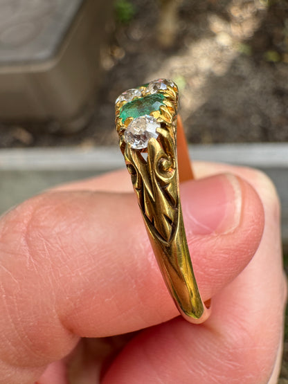 Antique Australian 18ct yellow gold 0.35ct TCW natural emerald and 0.4ct TCW old mine cut diamond ring