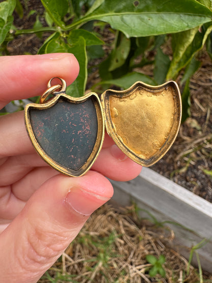 Antique 9ct yellow gold bloodstone shield locket pendant