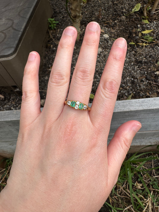 Antique Australian 18ct yellow gold 0.35ct TCW natural emerald and 0.4ct TCW old mine cut diamond ring