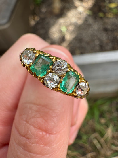 Antique Australian 18ct yellow gold 0.35ct TCW natural emerald and 0.4ct TCW old mine cut diamond ring