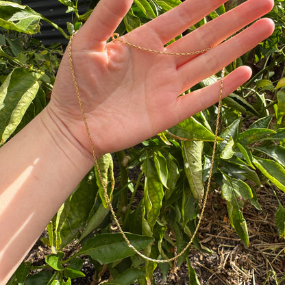 Vintage Italian 18ct yellow gold hayseed/barleycorn link chain, 49cm / 19.29 inches long