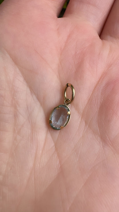 Vintage 9ct yellow gold blue topaz oval charm