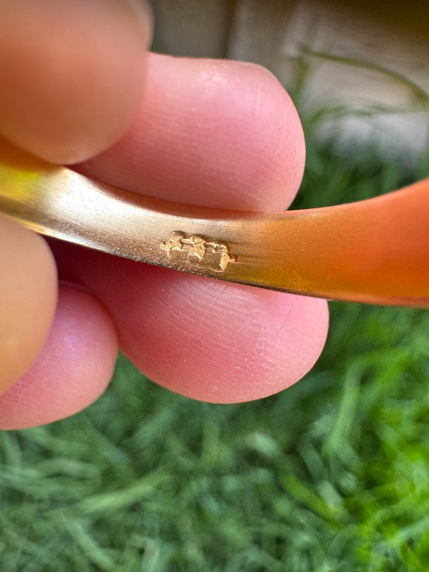 Antique 18ct yellow gold three stone 0.25ct TCW old mine cut diamond starset gypsy ring