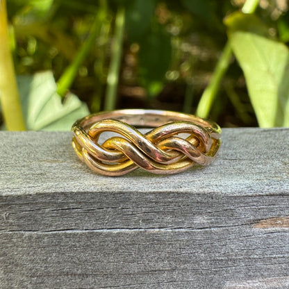 Antique Edwardian 9ct rosy yellow gold knot ring