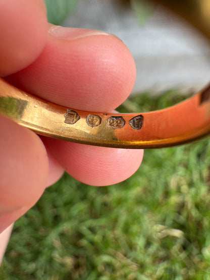 Antique Victorian 22ct yellow gold band, 4.25mm wide