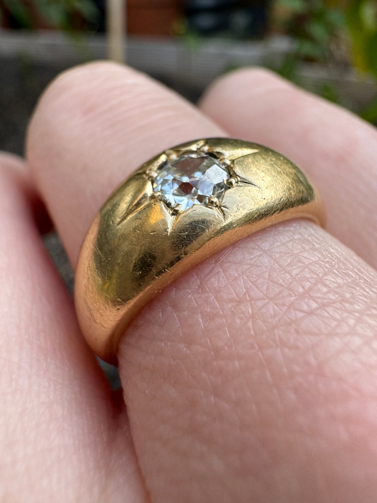 Antique 18ct yellow gold 0.5ct old mine cut diamond starset gypsy ring