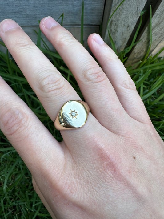 Vintage 9ct yellow gold starset old mine cut diamond signet ring