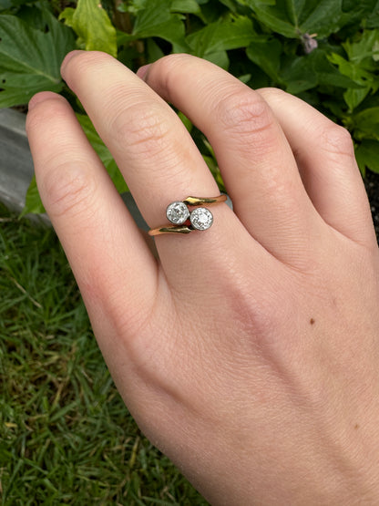 Vintage 18ct yellow gold 0.5ct TCW old mine cut diamond toi et moi ring