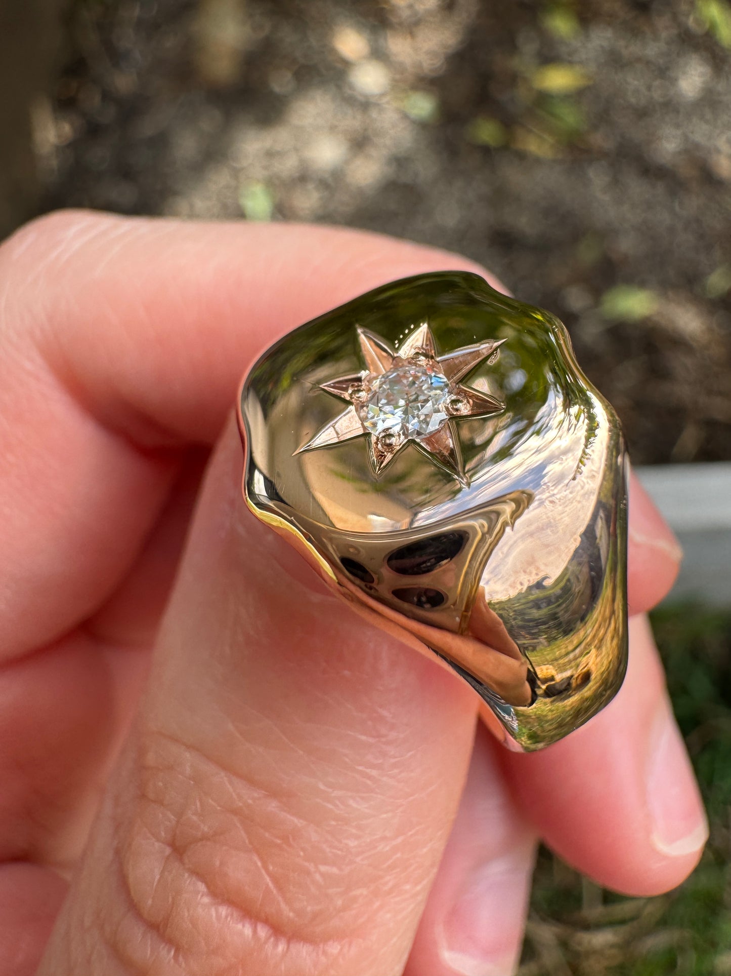 Antique English 9ct rosy yellow gold 0.15ct old European cut diamond starset shield signet ring