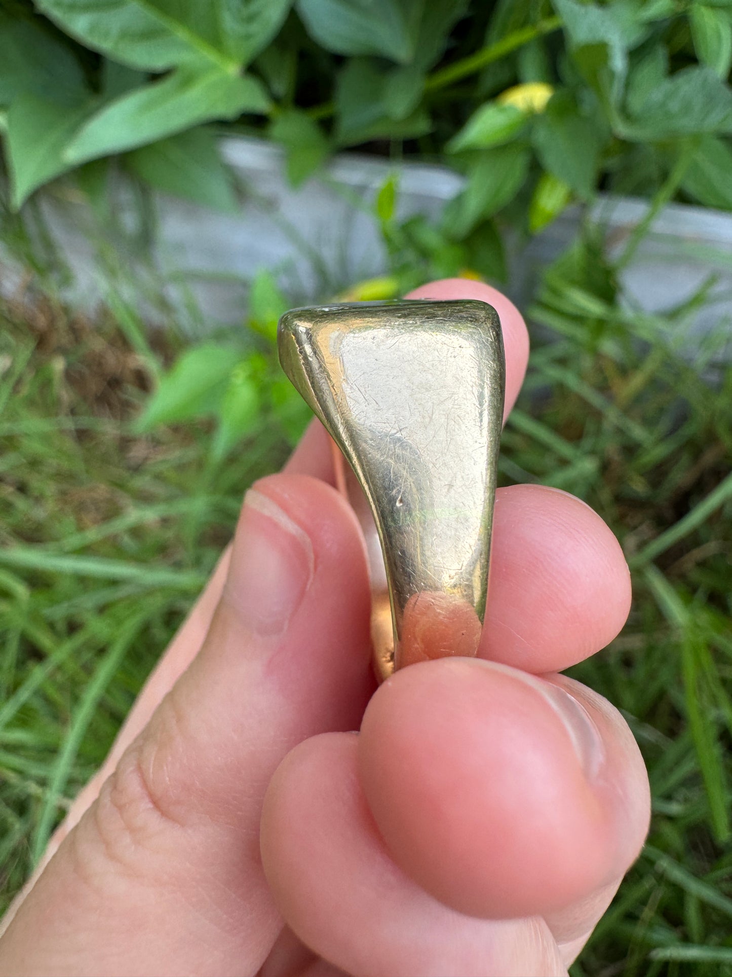 Vintage 9ct yellow gold single cut diamond starset signet ring