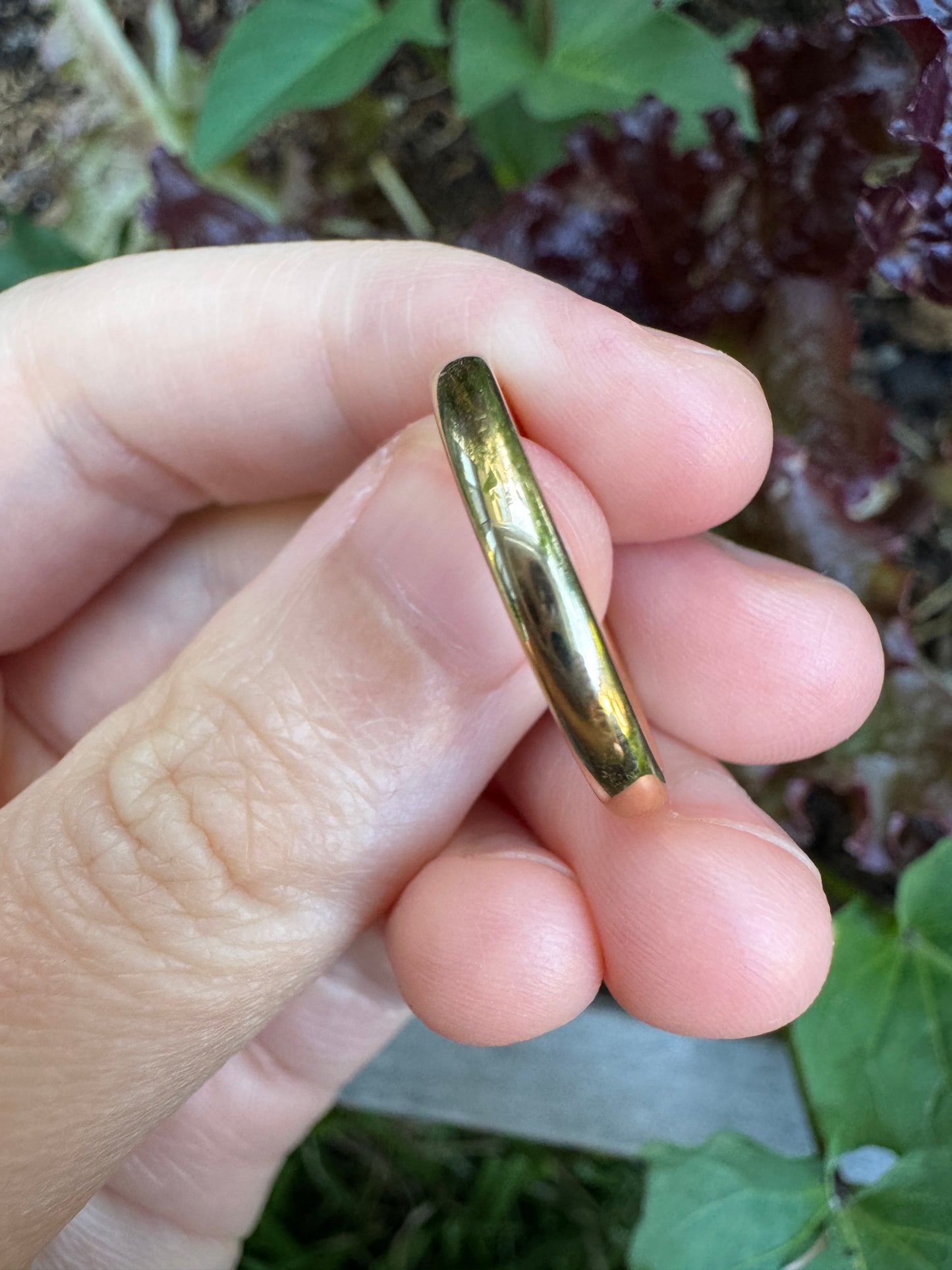 Vintage Australian 18ct yellow gold band, 2mm wide