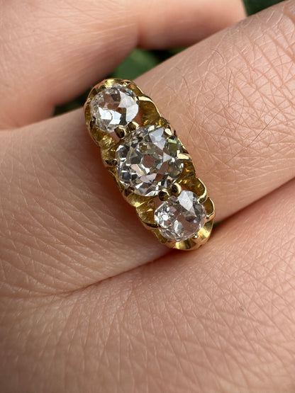 Antique 18ct yellow gold three stone 1.07ct TCW old mine cut diamond belcher ring