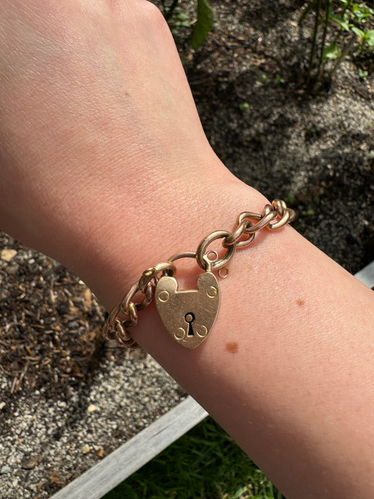 Antique 9ct rosy yellow gold heart padlock bracelet, 18cm / 7.1 inches long
