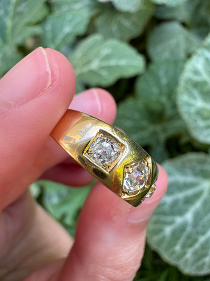 Antique 18ct yellow gold three stone 0.68ct TCW old mine cut diamond gypsy ring